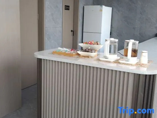 Zhihui Orange Hotel (Dongyang East Bus Station)