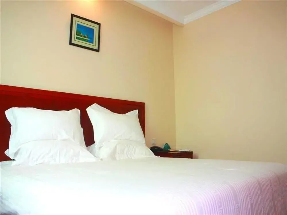 Greentree Inn Shanghai Pudong Wild Zoo Express Hotel