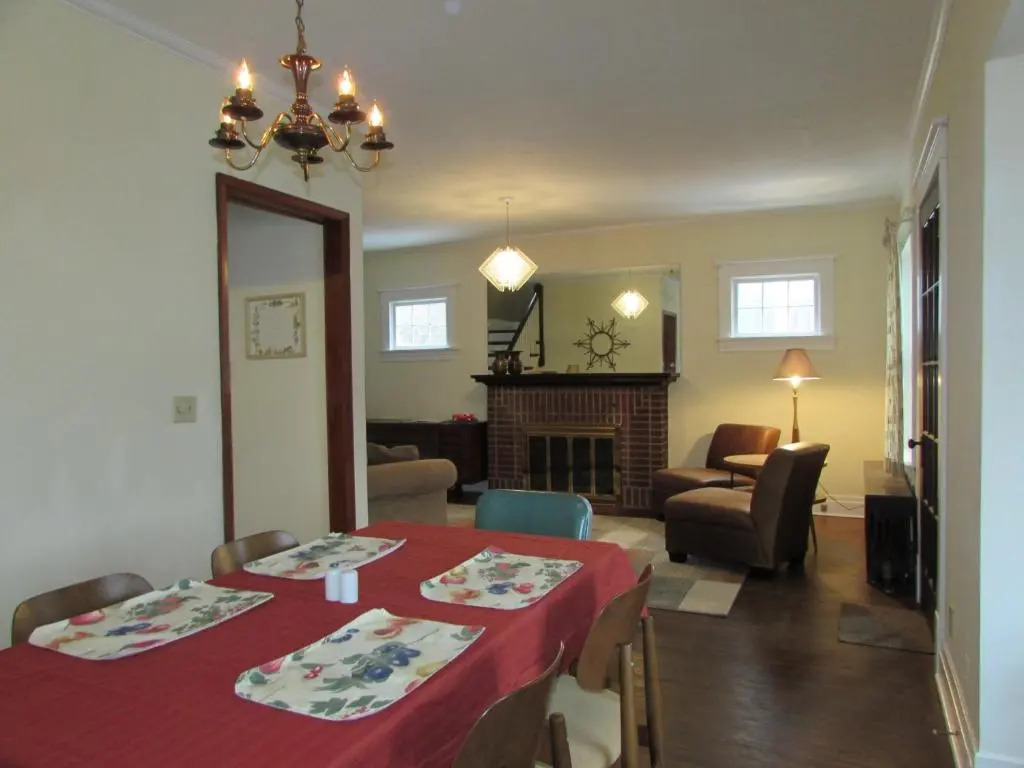 Whirlpool Cottage