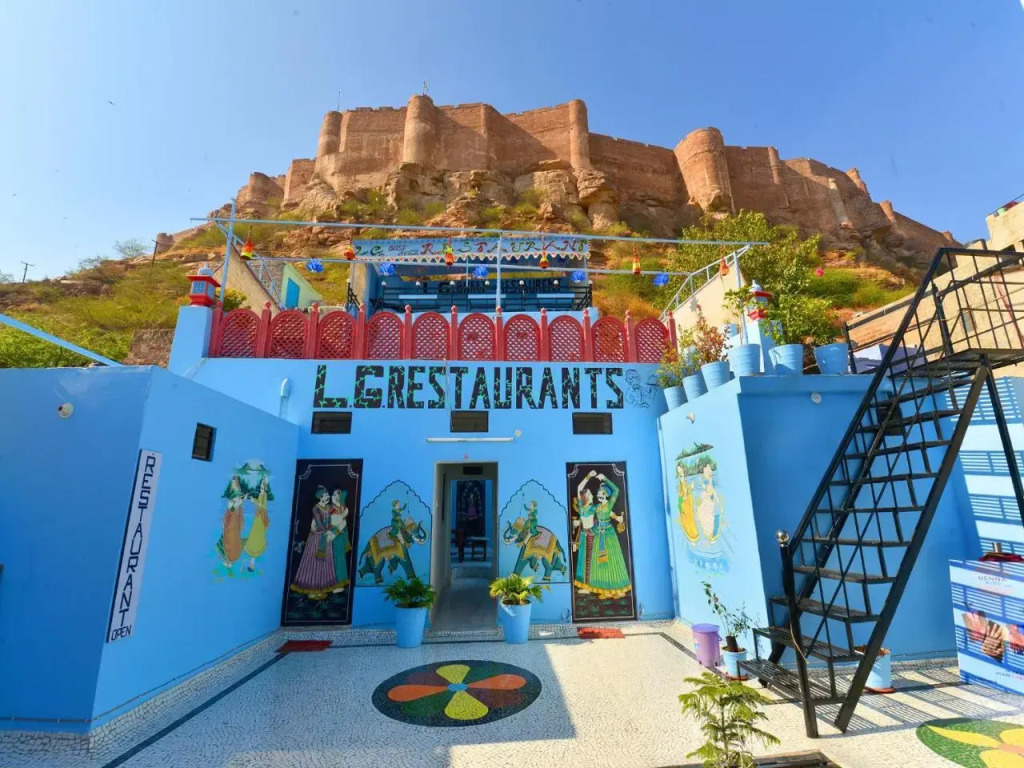 L G Guest House