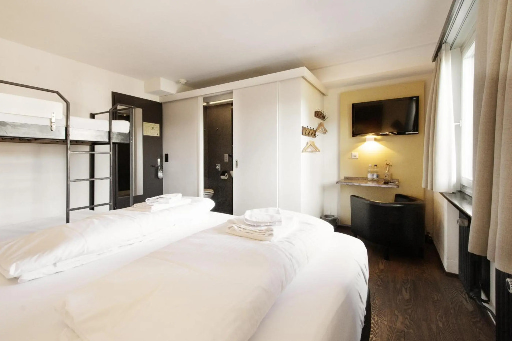 feRUS Hotel