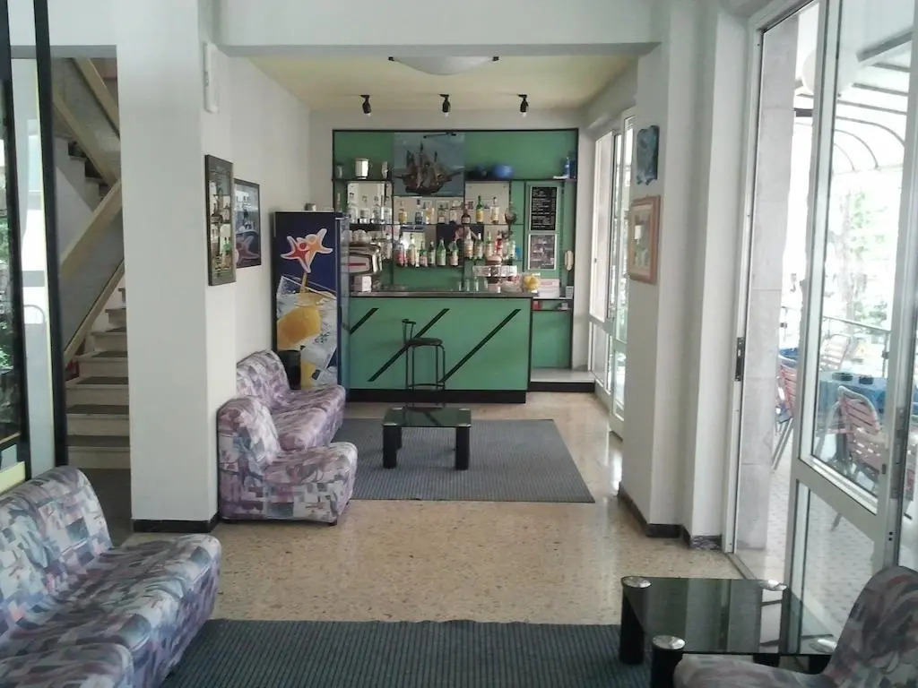 Hotel Caravelle