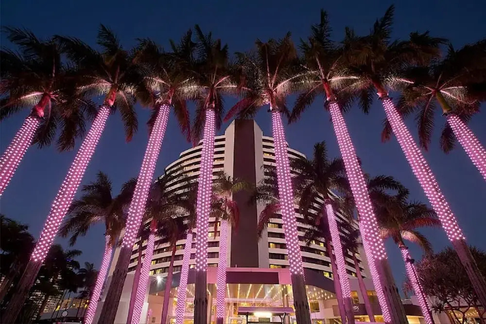 Sealuxe Suites - Central Surfers Paradise