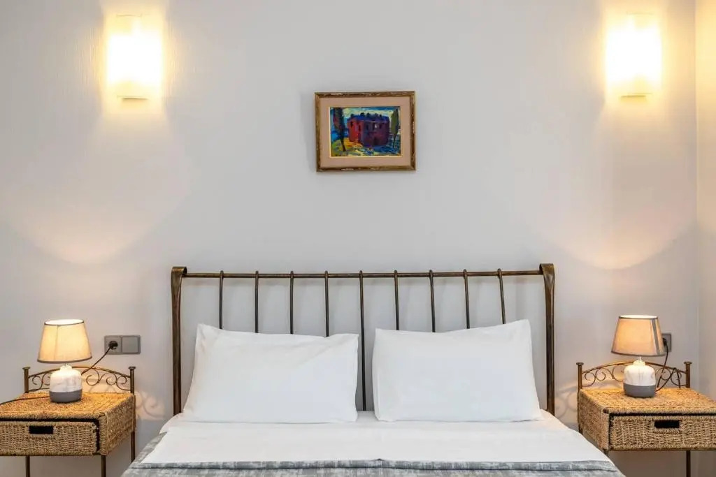 Wehost Spacious place near Rustaveli