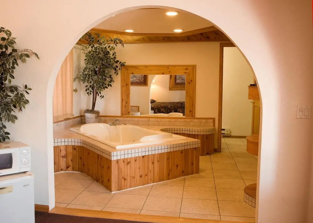North Country Inn & Suites