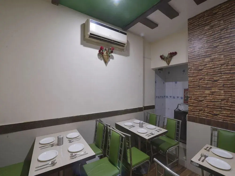 OYO 3287 Hotel Mansarovar
