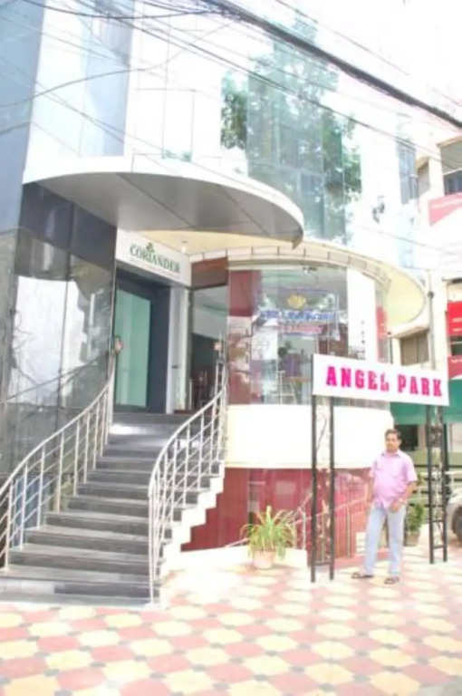 Angel Park Hotel