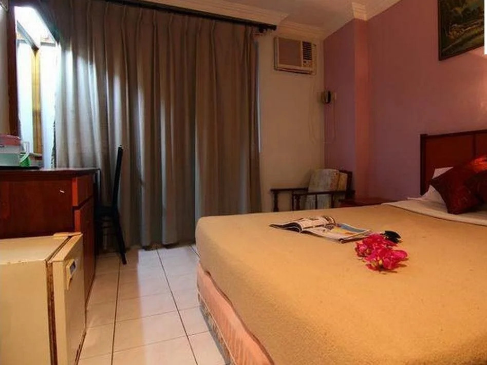 Culture Inn