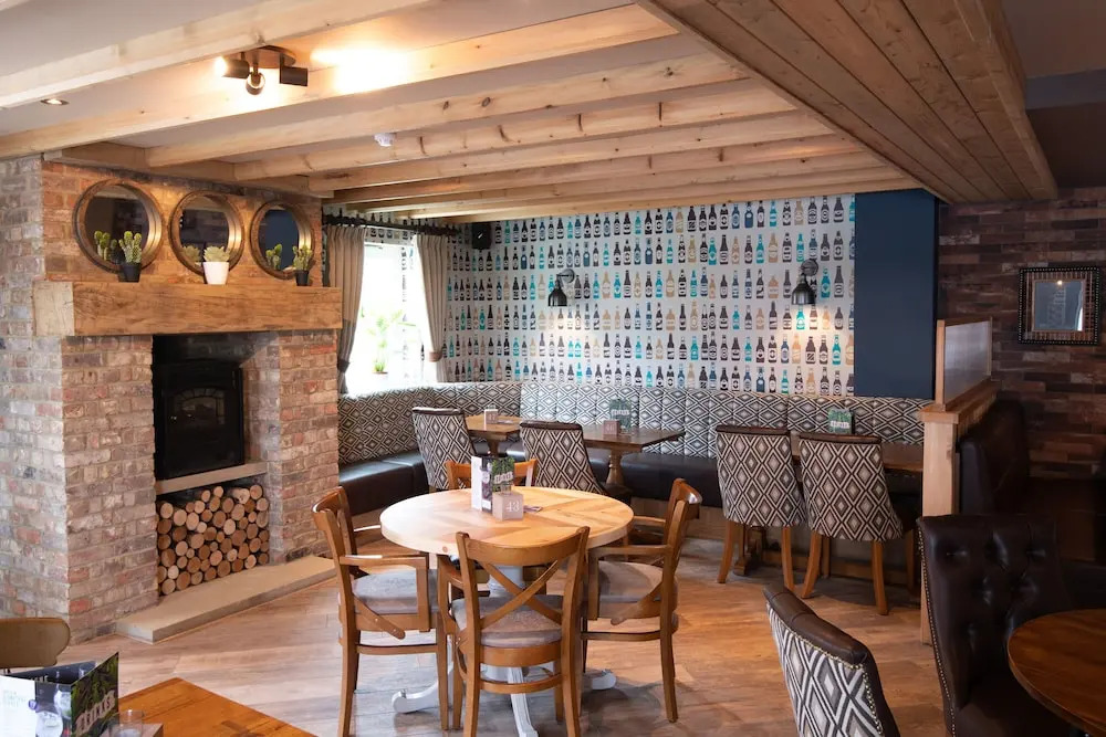 Paisley Pear, Brackley by Marstons Inns