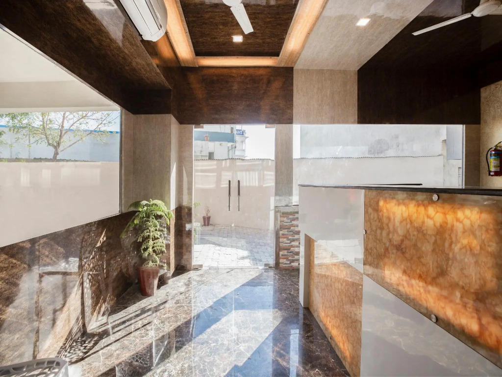 OYO Townhouse 432 Mangal Residency