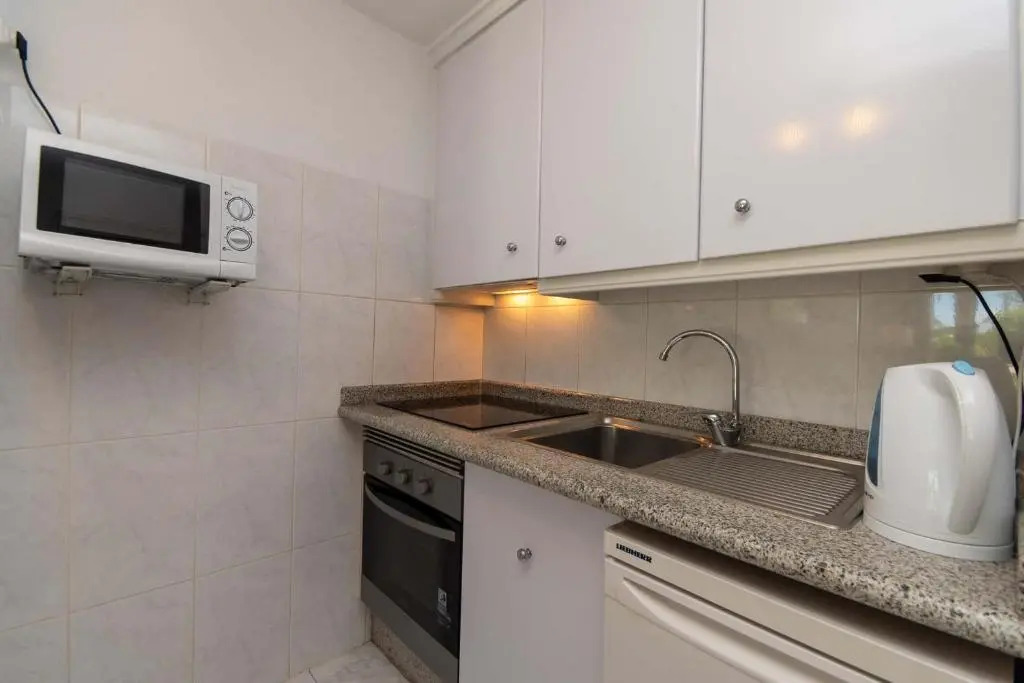 Altamira 60 - One Bed