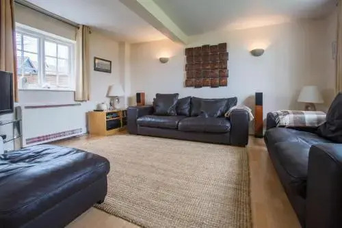 2 Ogilvie Lodge, Thorpeness, A seaside 3 bedroom apartment in Thorpeness