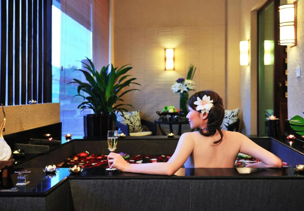 Tangshan Toyal Court A paradise
