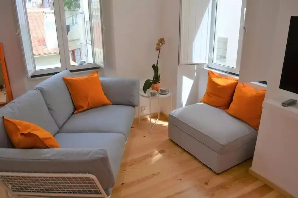 Cais do Sodré Duplex by Homing