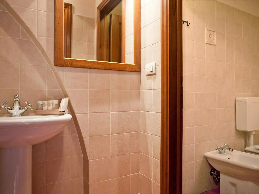 Mansion 2 Bedrooms  - Two Bedroom