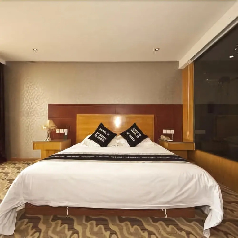 Tianen Holiday Inn
