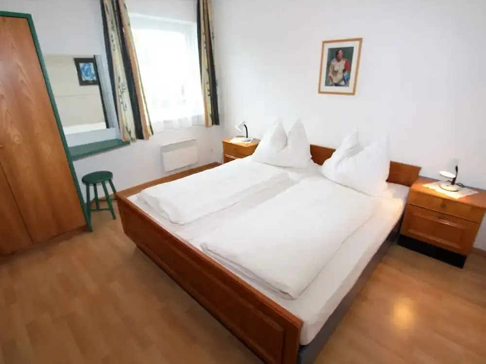 Comfy Apartment With Garden, Balcony, Bbq,table Tennis Table
