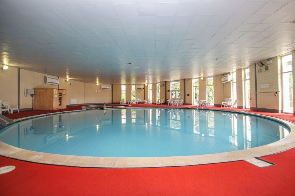 Valley Lodge 3