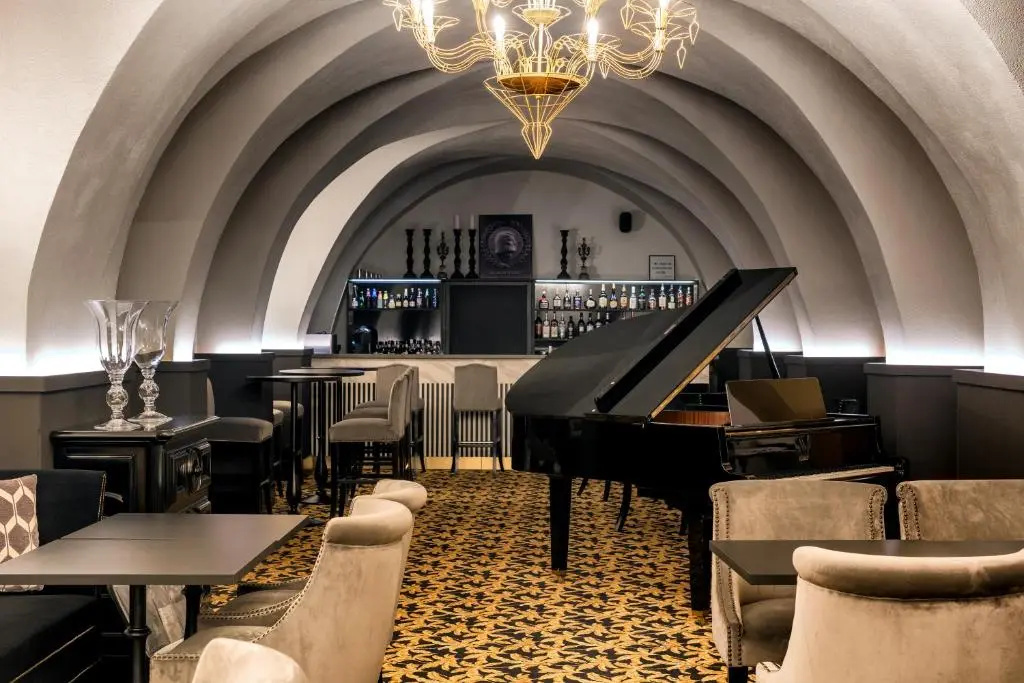 Hotel du Roi & Spa by SOWELL COLLECTION