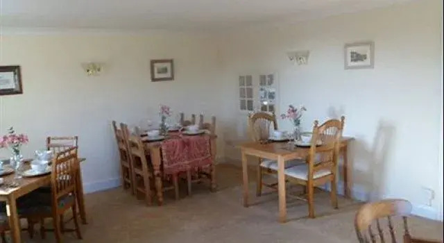 Houndapitt Cottages