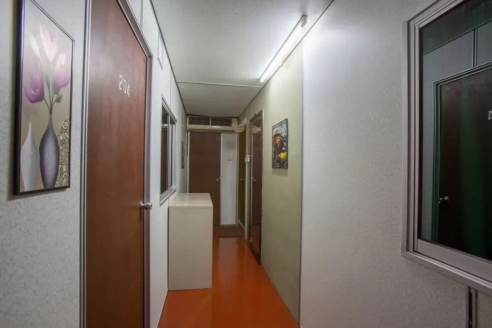 Musafir Transit Hotel by OYO Rooms