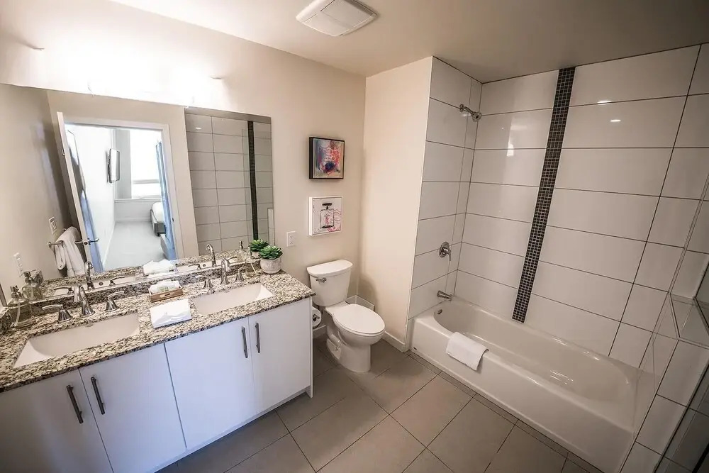 Ocean View I by AvantStay | Home in the Heart of DT w/ City & Ocean Views!