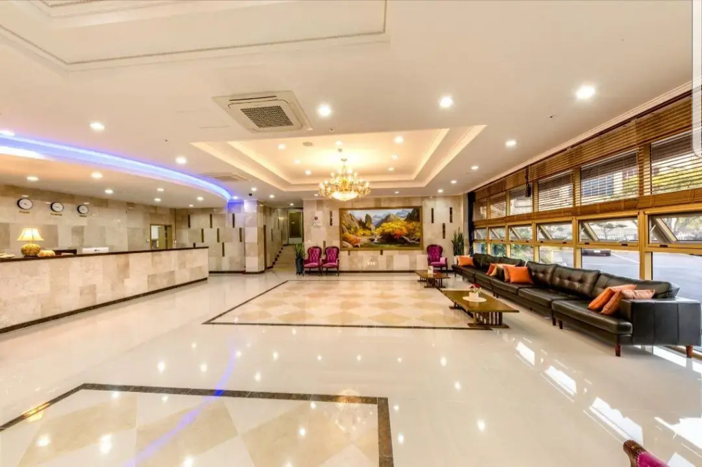 Jeju Pearly Hotel