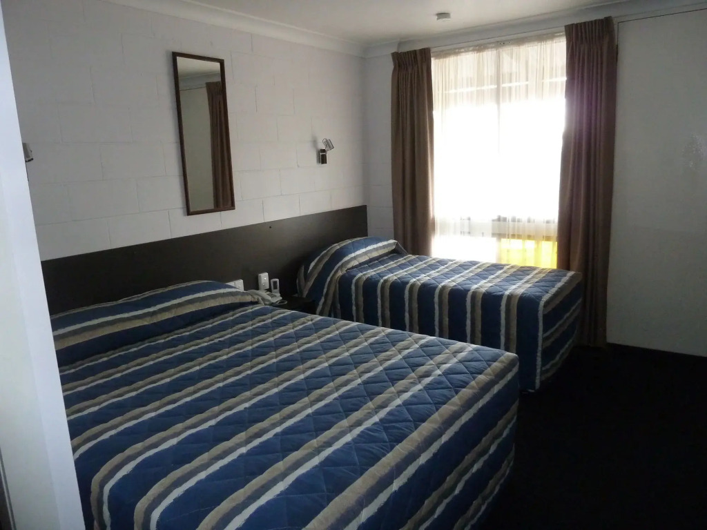 Mandalay Motel