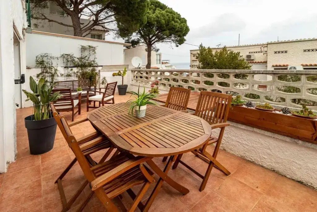 FENER DE BAIX 781 bonito apartamento en primera línea de mar
