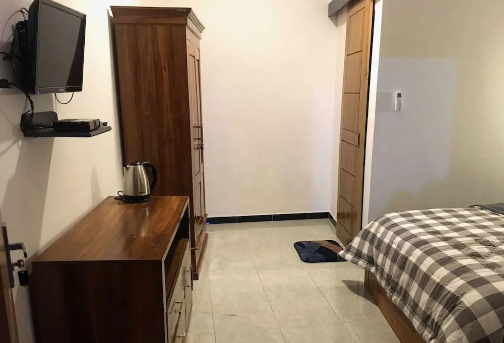 LOPE HOMESTAY