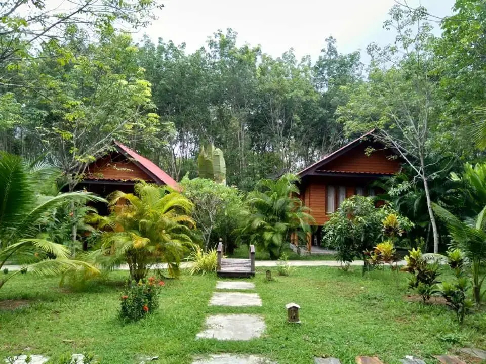 Najjamee Bungalows