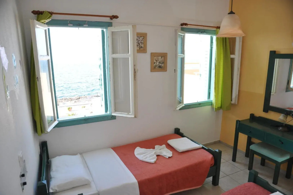 Anixi Apartments