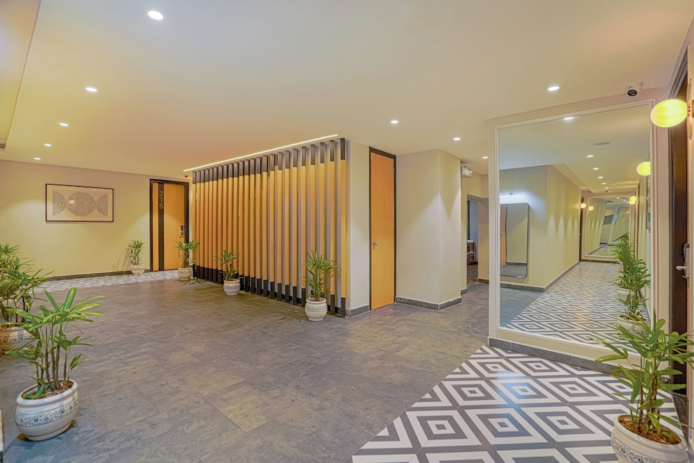 Hotel Highway Greens Near VR Punjab Mall Airport Road Mohali Chandigarh