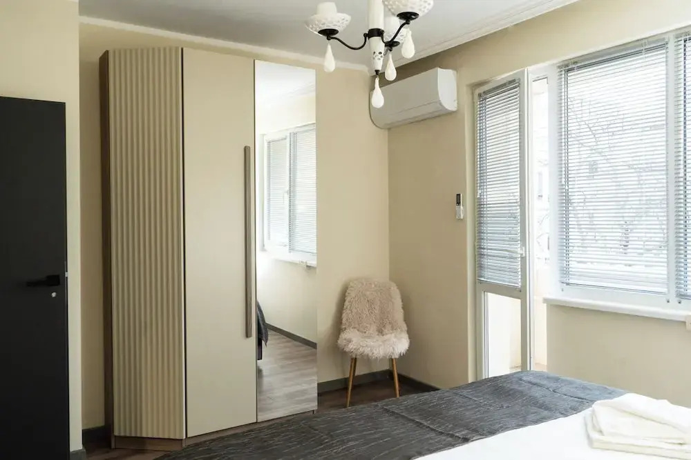 Apartment 8