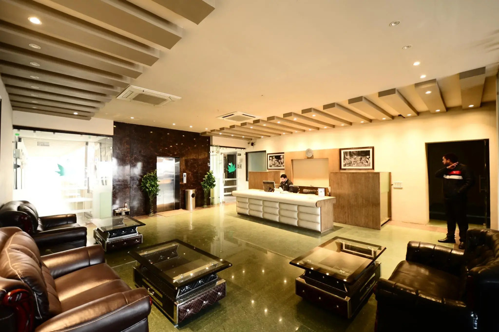Hotel Aksa Srinagar