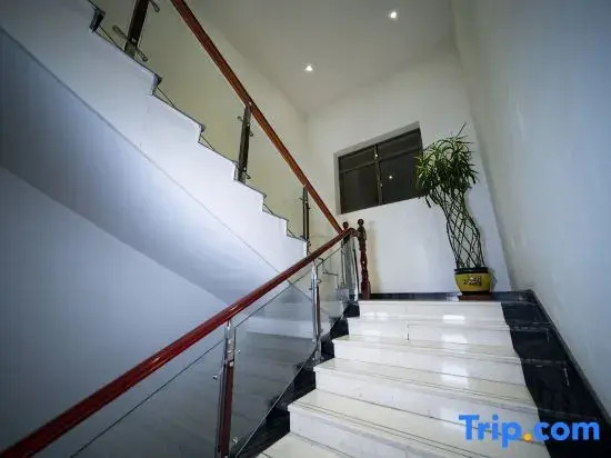 Wanjia Business Hotel (Yuzhong Taibai East Road)