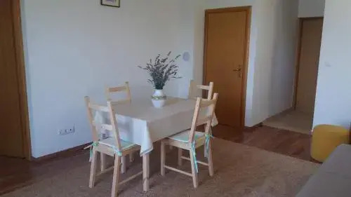 Apartments Zvone,place by the sea