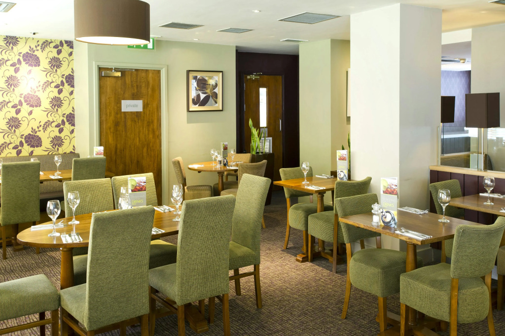 Premier Inn Glasgow City - George Square