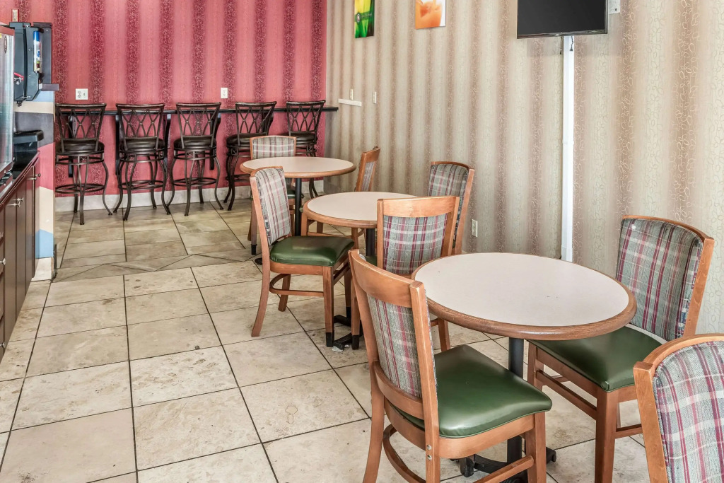 Quality Inn & Suites Mankato East