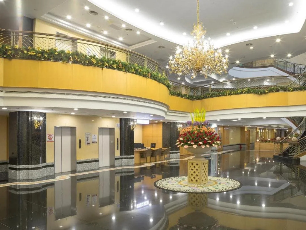 Le Beau Max Resort