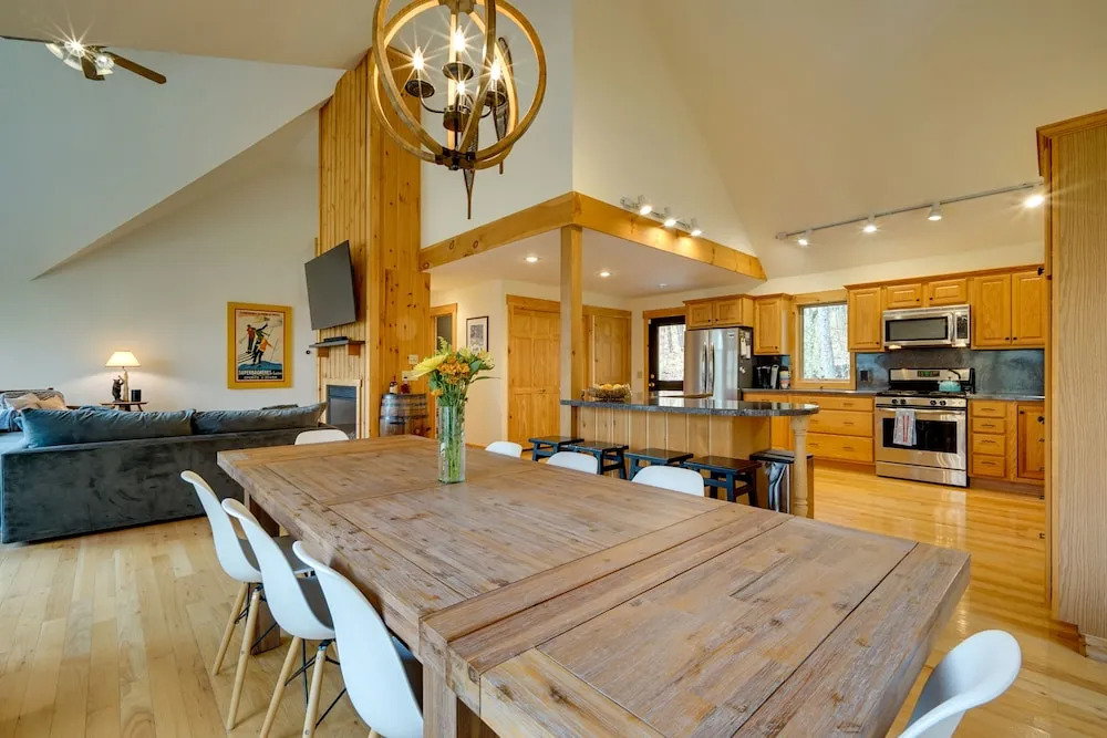 West Dover Family Home w/ Game Room & Home Theater