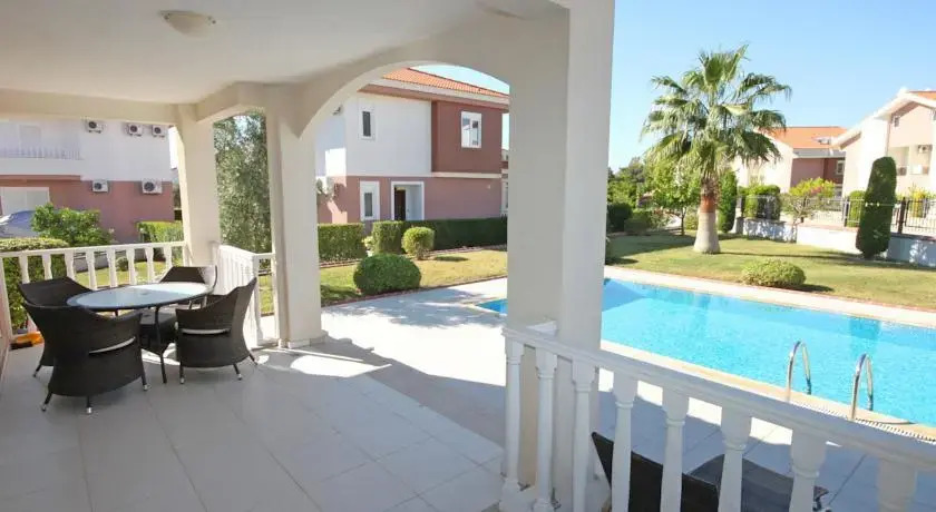 Aguarius Villas