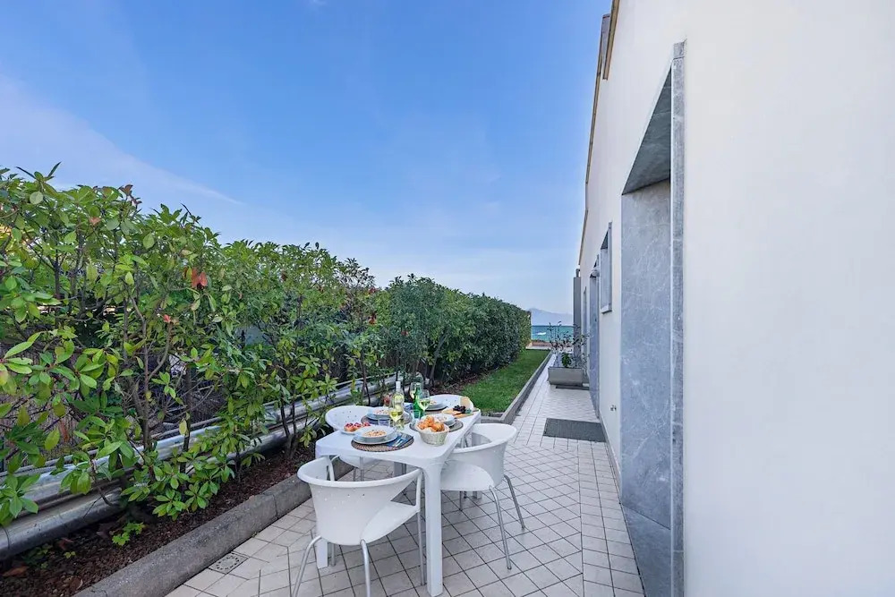 Residenza Miralago - 04 Augusta - Locazione BK
