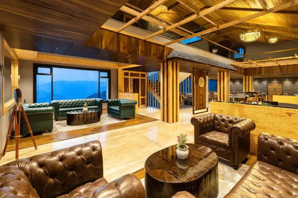 Justa Cliffend Resort & Spa, Mashobra