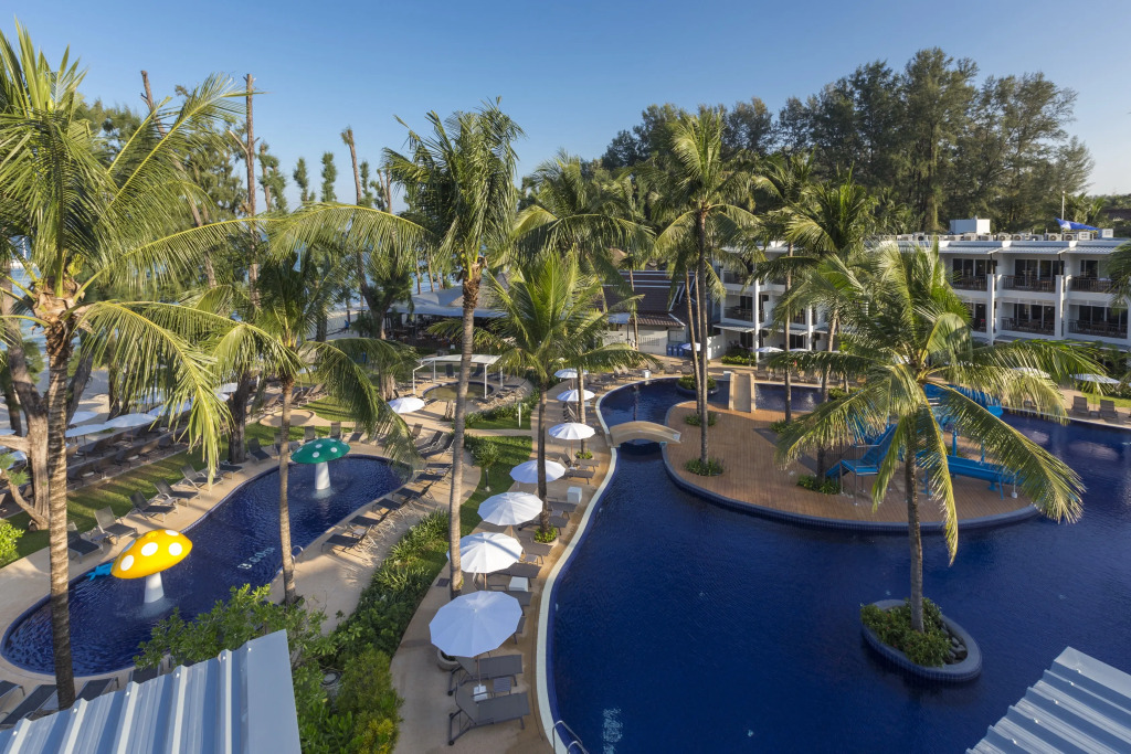 Sunwing Bangtao Beach