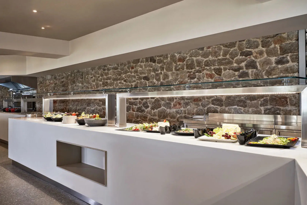 AKS Porto Heli Hotel