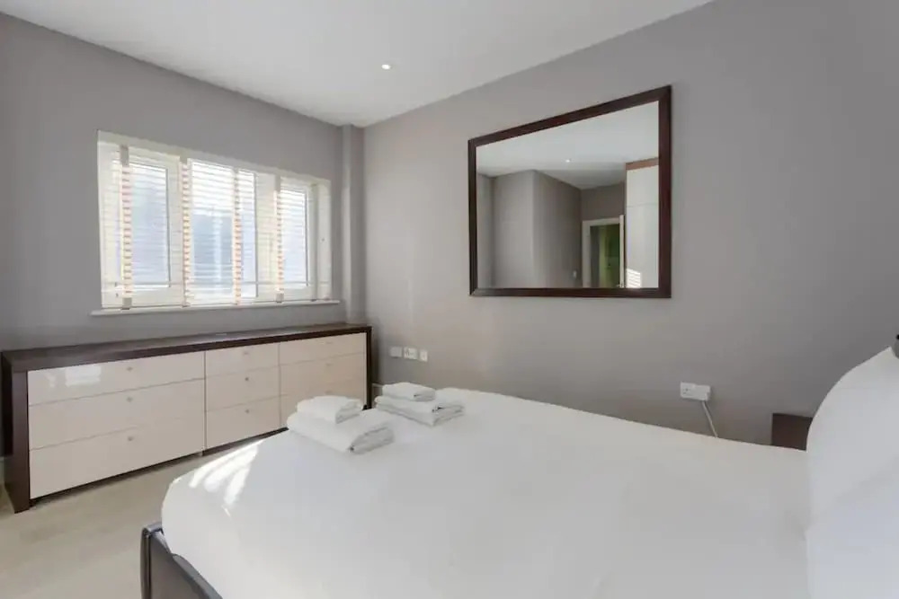 Modern 2 Bedroom Apartment on Bermondsey Street