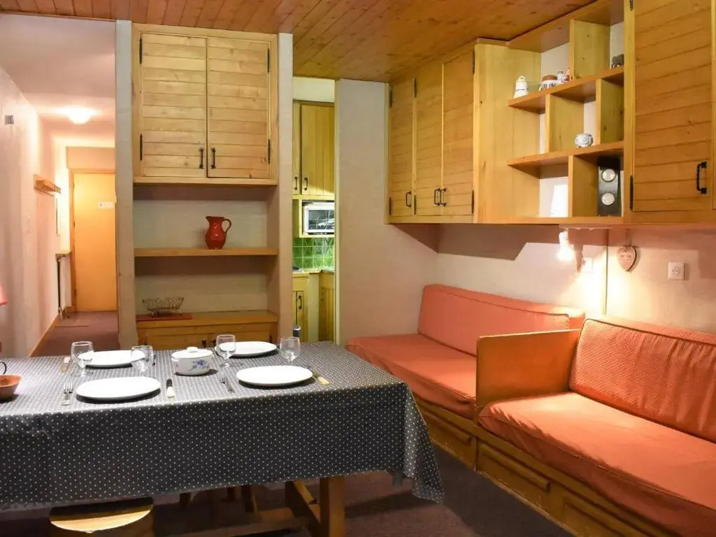 Appartement Méribel, 1 pièce, 4 personnes - FR-1-180-39