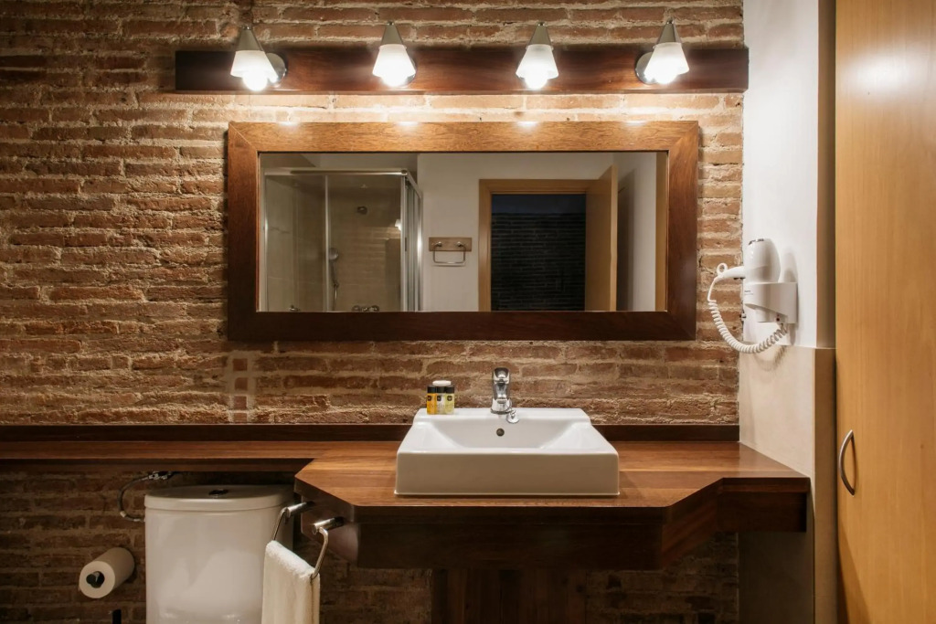 Wello Apartments