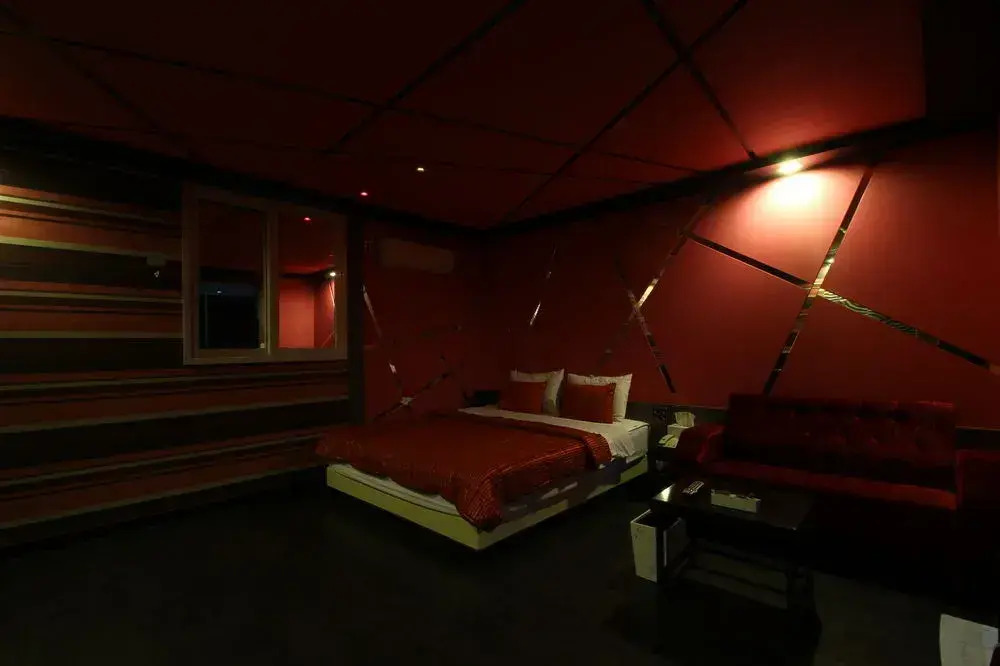 V Hotel Sasang